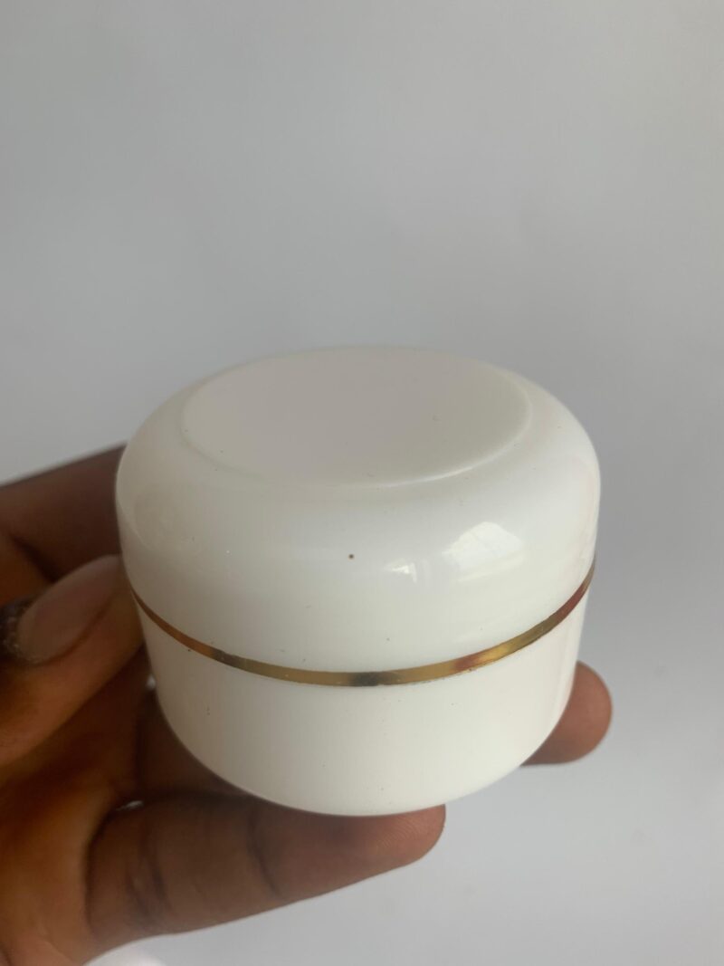 Face cream plastic (30ml and 50ml) - Image 2