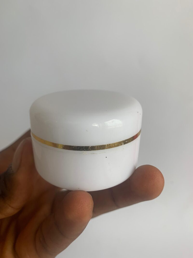 Face cream plastic (30ml and 50ml) - Image 3