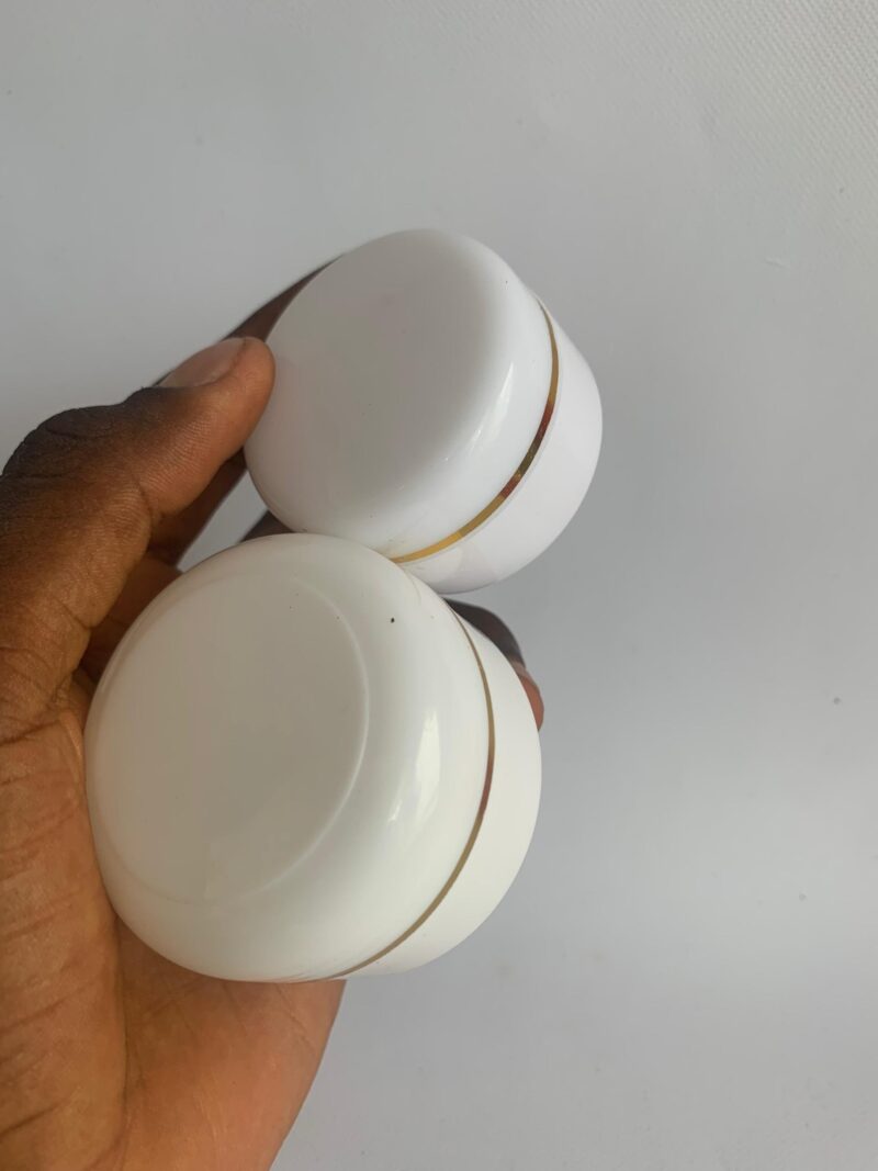 Face cream plastic (30ml and 50ml)